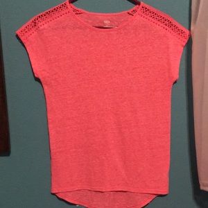 Pink Old Navy T-shirt
